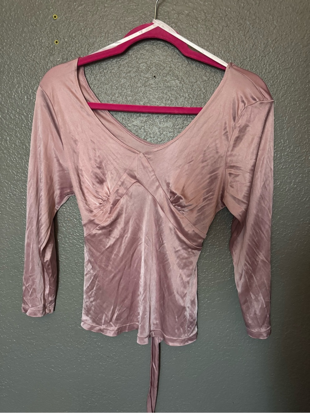 Women's Dusty Pink Satin Long-Sleeve V-Neck Top